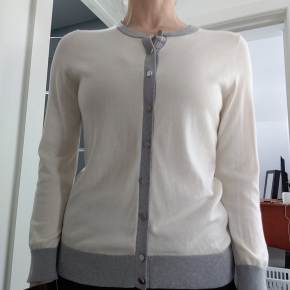Banana Republic cream, grey trimmed cardigan - Picture 1 of 5